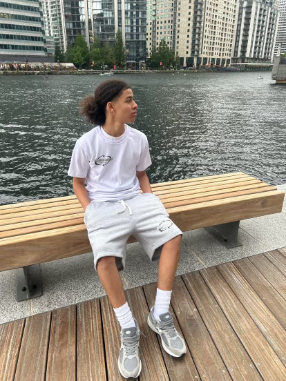 Elegancé Grey Shorts Set